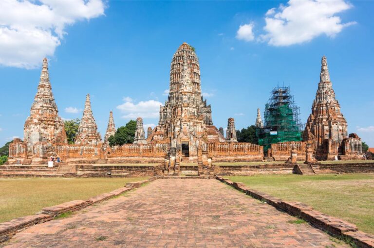 How to get from Bangkok to Ayutthaya, Thailand