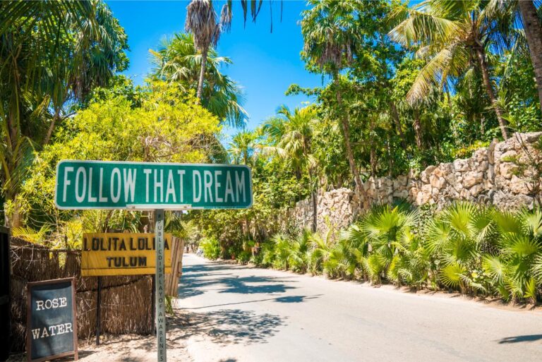 How to get from Playa del Carmen to Tulum, Mexico