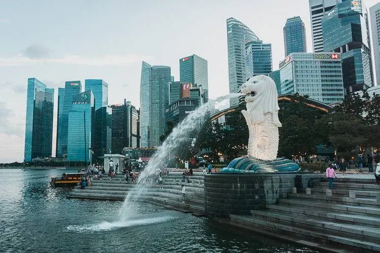 Best Ways to Get Around Singapore