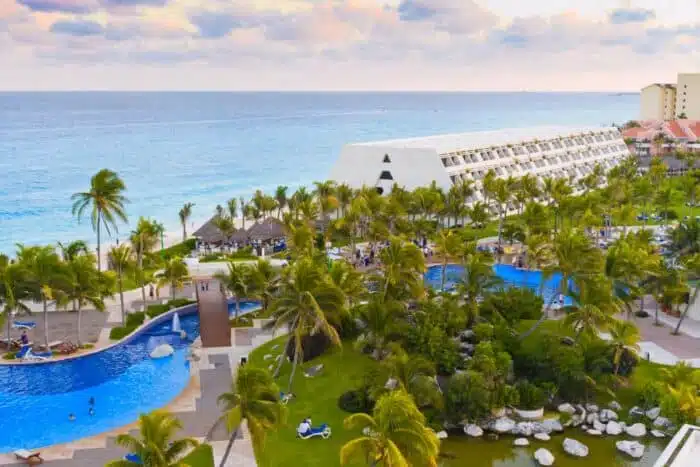 Wie man die Fähre von Isla Mujeres nach Cancún, Mexiko, nimmt
