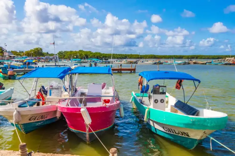 How to get from Playa del Carmen to Chiquila, Mexico (3 Easy Ways)